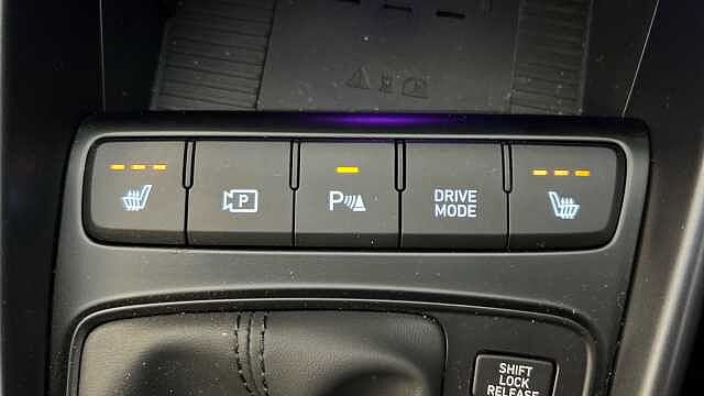 Hyundai i20 1.0T GDi 90 Tech Line 5dr DCT
