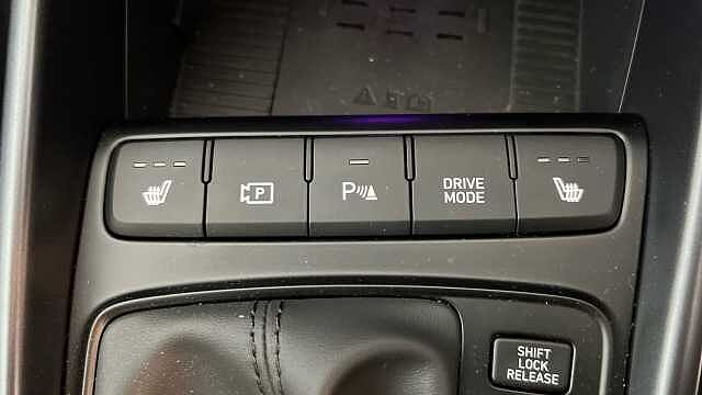 Hyundai i20 1.0T GDi 90 Tech Line 5dr DCT