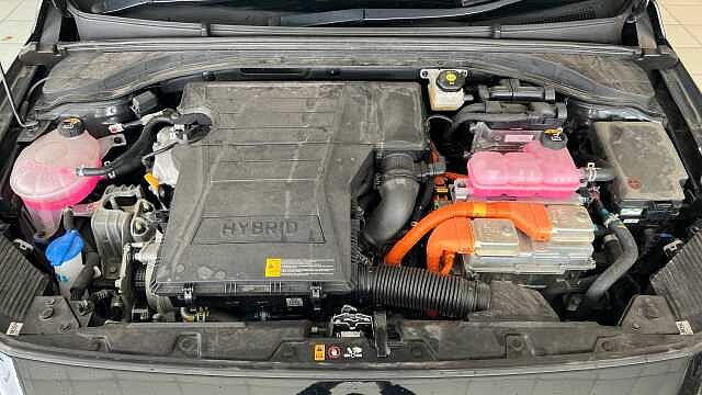 Hyundai IONIQ 1.6 GDi Hybrid SE Connect 5dr DCT BLACK