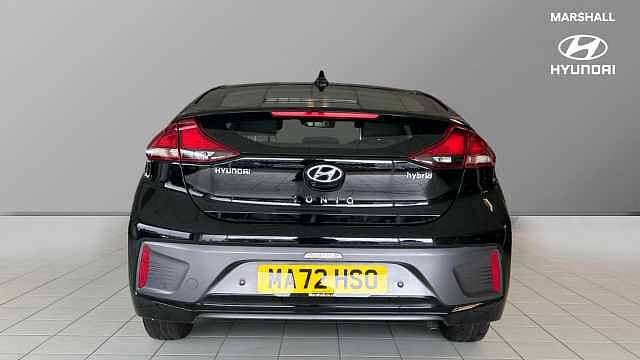 Hyundai IONIQ 1.6 GDi Hybrid SE Connect 5dr DCT BLACK