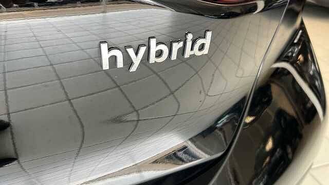 Hyundai IONIQ 1.6 GDi Hybrid SE Connect 5dr DCT BLACK
