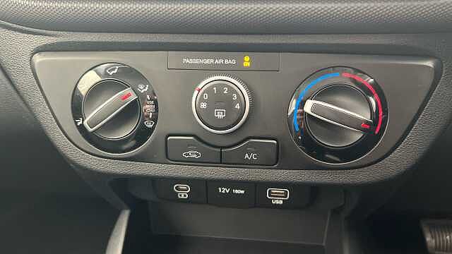 Hyundai i10 1.2 [79] Advance 5dr Auto [Nav]