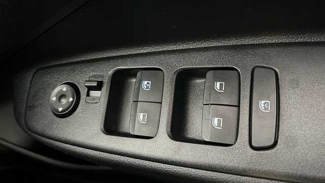 Hyundai i10 1.0 [63] Advance 5dr Auto [Nav]