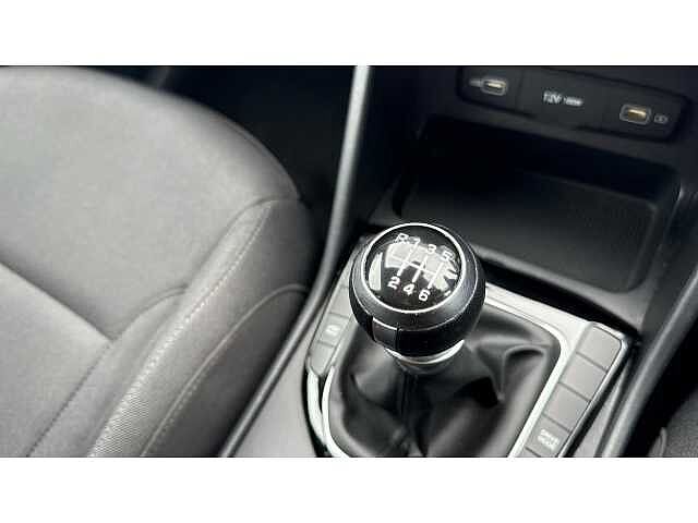 Hyundai TUCSON 1.6 TGDi SE Connect 5dr 2WD Red