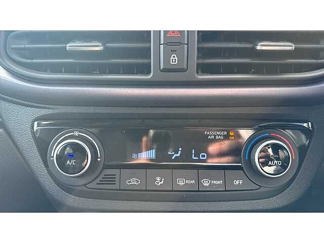 Hyundai i10 I10 1.0 [58] Premium 5dr Auto [Nav]