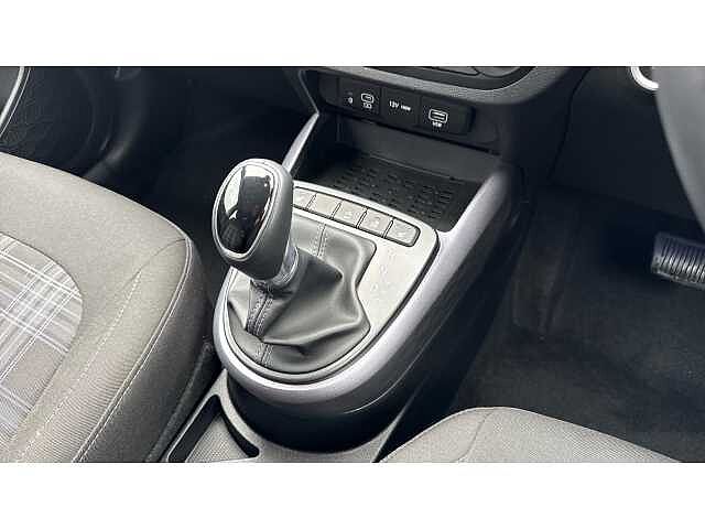 Hyundai I10 I10 1.0 [58] Premium 5dr Auto [Nav] White