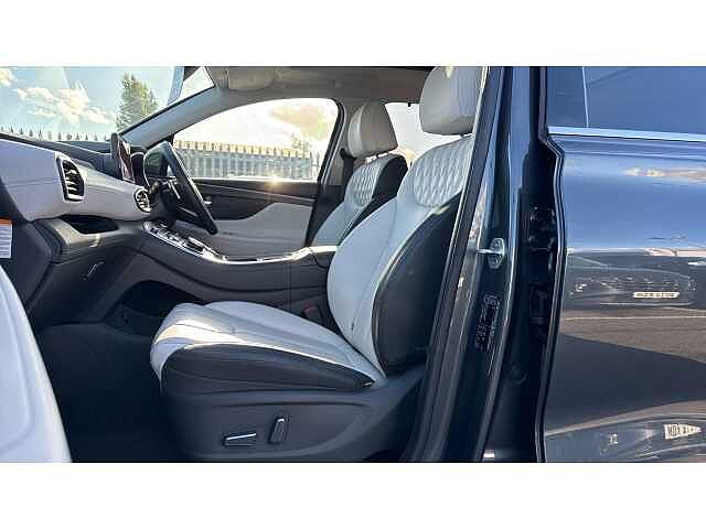 Hyundai SANTA FE SANTA FE 1.6 TGDi Plug-in Hybrid Ultimate 5dr 4WD Auto Green