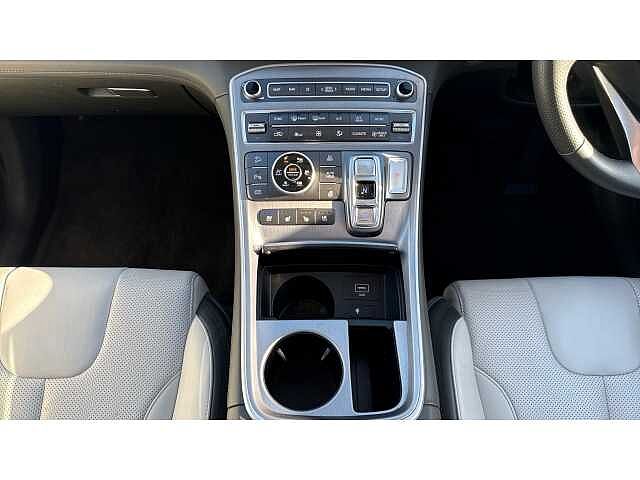 Hyundai SANTA FE SANTA FE 1.6 TGDi Plug-in Hybrid Ultimate 5dr 4WD Auto Green
