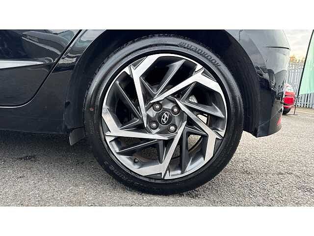 Hyundai I20 I20 1.0T GDi 48V MHD Premium 5dr DCT BLACK