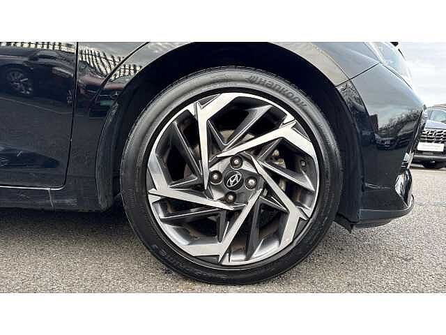 Hyundai I20 I20 1.0T GDi 48V MHD Premium 5dr DCT BLACK