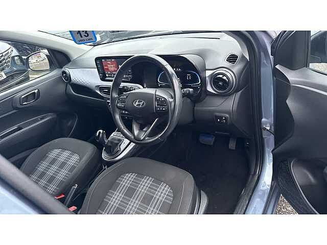 Hyundai I10 I10 1.0 MPi Premium 5dr Auto Blue