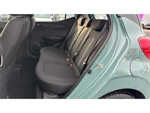 Hyundai I10 I10 1.0 Advance 5dr Auto Green