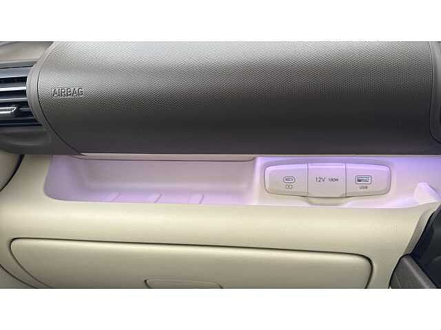 Hyundai INSTER INSTER 85kW 02 49kWh 5dr Auto Abyss Black