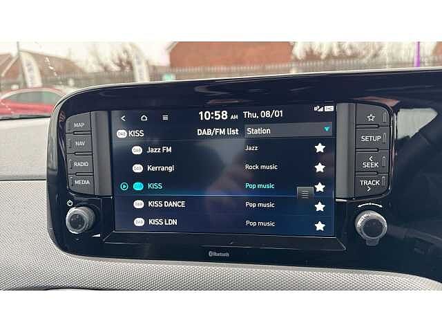 Hyundai I10 i10 5Dr HAT 1.0 MPi 63ps Advance NAV Mangrove Green