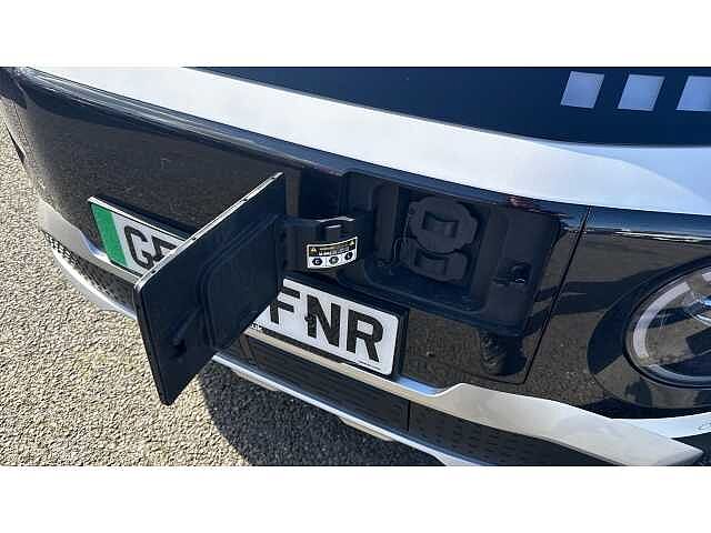 Hyundai INSTER INSTER 85kW 02 49kWh 5dr Auto Atlas White