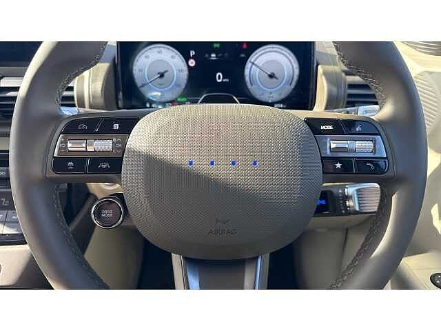 Hyundai INSTER INSTER 85kW 02 49kWh 5dr Auto Atlas White