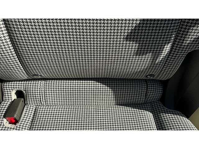 Hyundai INSTER INSTER 85kW 02 49kWh 5dr Auto Atlas White