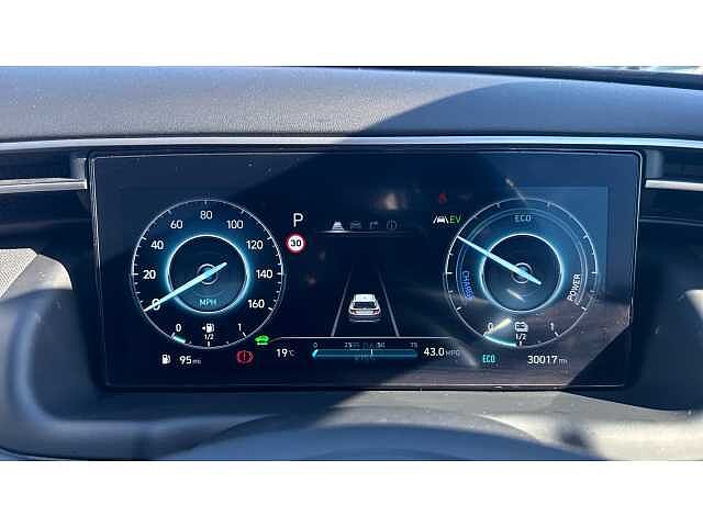 Hyundai TUCSON TUCSON 1.6 TGDi Hybrid 230 SE Connect 5dr 2WD Auto BLACK