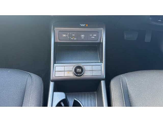 Hyundai KONA KONA 1.6 GDi Hybrid Advance 5dr DCT BLACK