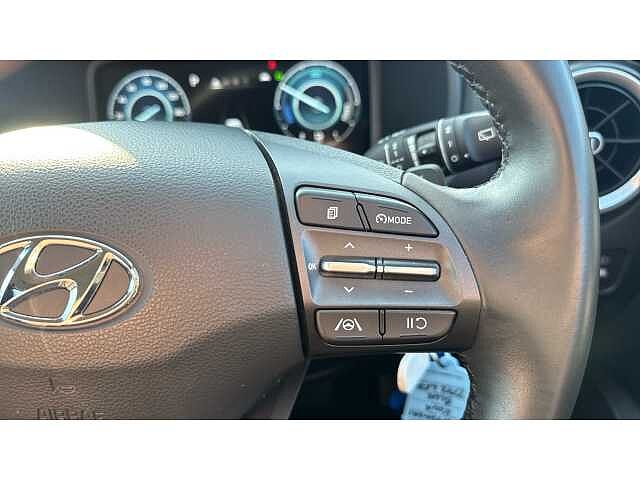 Hyundai KONA KONA 1.6 GDi Hybrid SE Connect 5dr DCT Blue