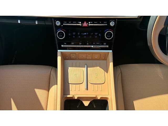 Hyundai Santa Fe SANTA FE 1.6 TGDi 288 PHEV Calligraphy 5dr 4WD Auto