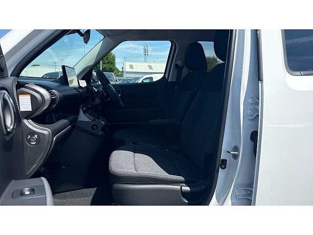 Hyundai Inster Inster 5Dr HAT 85kW 2 49kWh