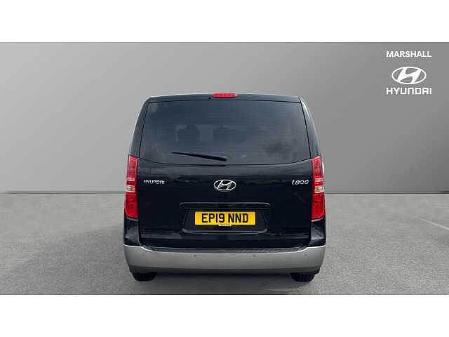 Hyundai i800 I800 2.5 CRDi SE 5dr