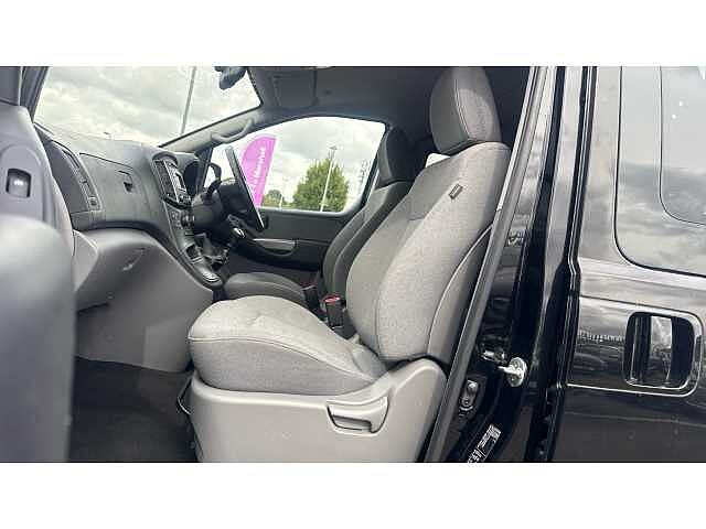 Hyundai i800 I800 2.5 CRDi SE 5dr