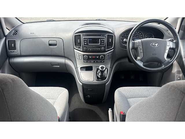 Hyundai i800 I800 2.5 CRDi SE 5dr