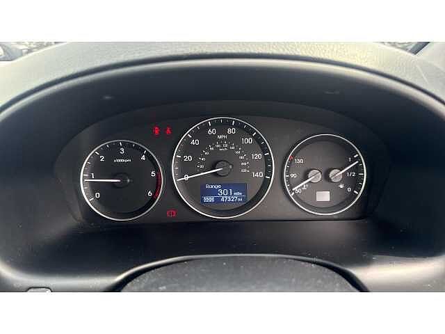 Hyundai i800 I800 2.5 CRDi SE 5dr