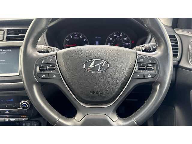 Hyundai i20 I20 5Dr HAT 1.2 84PS Premium SE NAV