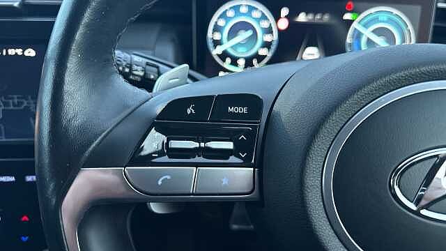 Hyundai TUCSON TUCSON 1.6 TGDi Hybrid 230 Premium 5dr 2WD Auto WHITE