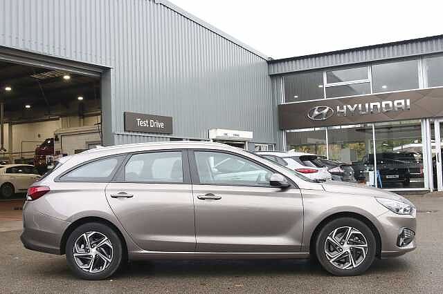 Hyundai i30 1.6 CRDi (136ps) SE Connect