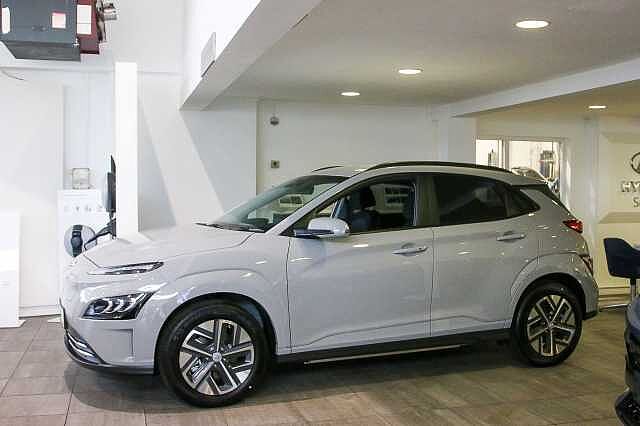 Hyundai KONA Electric SUV E (204ps) Premium 64kWh 7kW OBC Grey
