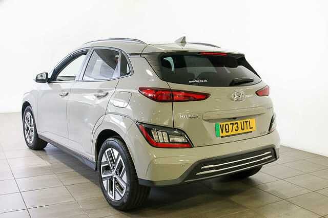 Hyundai Kona Electric SUV E (204ps) Premium 64kWh 7kW OBC
