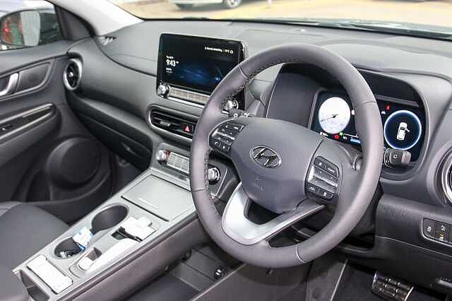 Hyundai KONA Electric SUV E 204ps Ultimate64kWh 10.5kW OBC Black