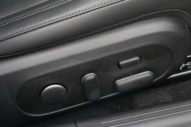 Hyundai IONIQ 6 E (325ps) Ultimate 77kWh (Dual Motor) AWD