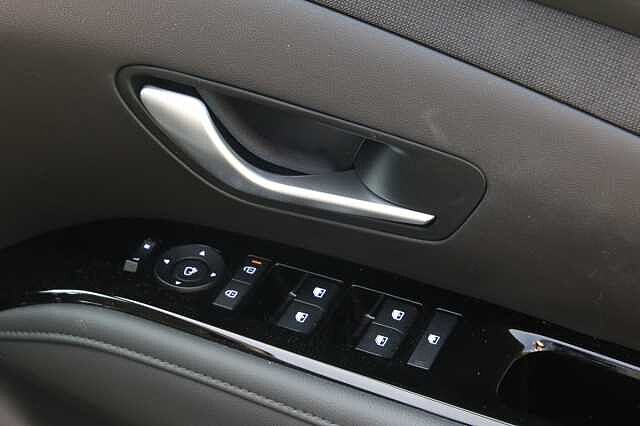 Hyundai TUCSON 1.6T Hybrid Ultimate 5dr Auto