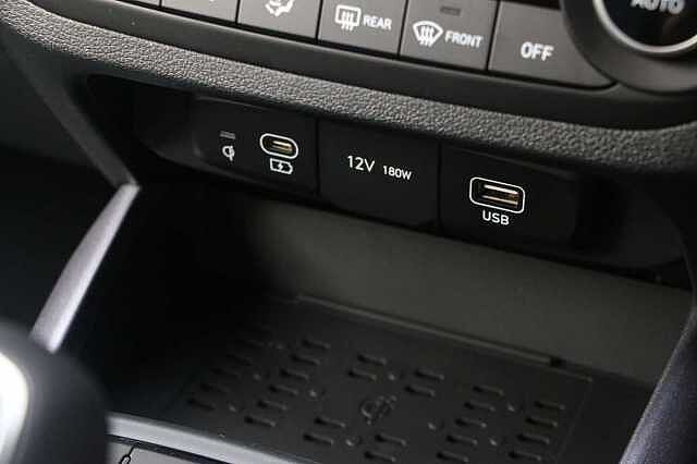 Hyundai I10 1.2 [79] Premium 5dr [Nav] Black