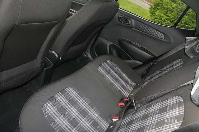 Hyundai I10 1.2 [79] Premium 5dr [Nav] Black