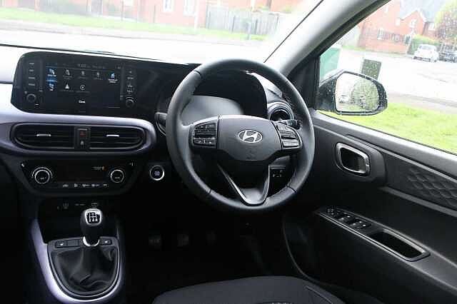 Hyundai I10 1.2 [79] Premium 5dr [Nav] Black