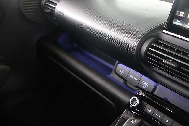 Hyundai INSTER 49kWh Auto 02 Long Range Yellow