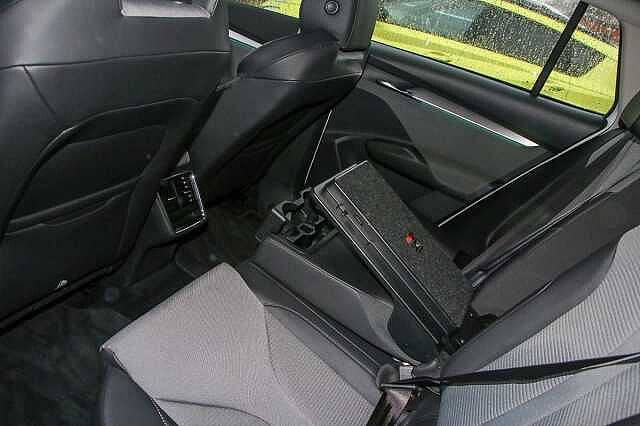 SKODA Enyaq Iv 132kW 60 ecoSuite 62kWh 5dr Auto