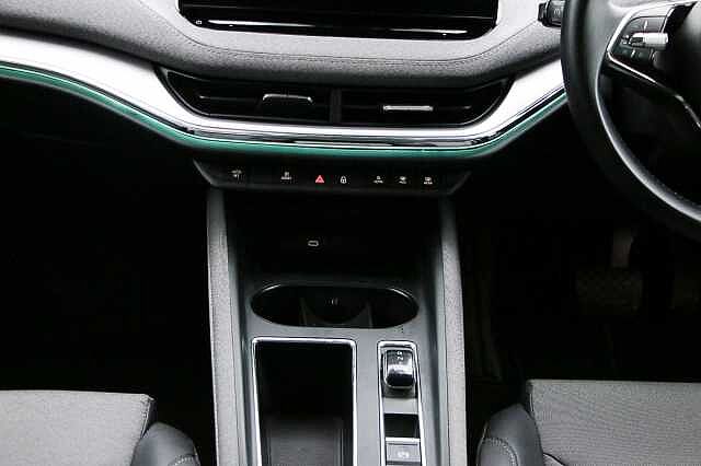 SKODA Enyaq Iv 132kW 60 ecoSuite 62kWh 5dr Auto