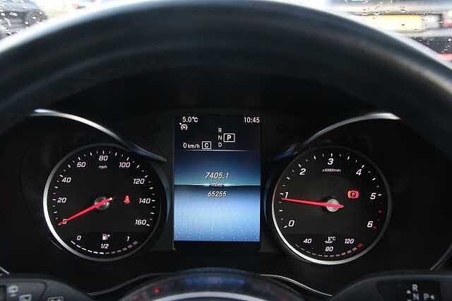 Mercedes-Benz Glc 220d 4Matic AMG Line 5dr 9G-Tronic