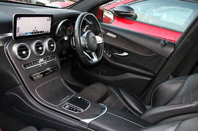 Mercedes-Benz Glc 220d 4Matic AMG Line 5dr 9G-Tronic