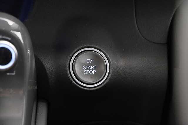 Hyundai INSTER 85kW Cross 49kWh 5dr Auto Green