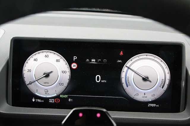 Hyundai INSTER 85kW Cross 49kWh 5dr Auto Green