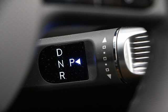 Hyundai INSTER 85kW Cross 49kWh 5dr Auto Green