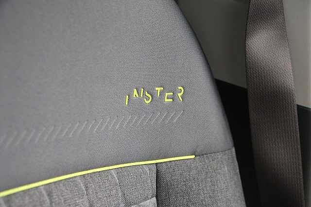 Hyundai INSTER 85kW Cross 49kWh 5dr Auto Green